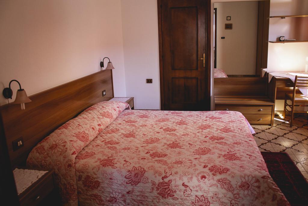 Agriturismo Perdaba Fluminimaggiore Cameră foto
